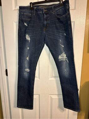 American Eagle Outfitters Men’s Dark Blue Distressed Slim Straight Jeans